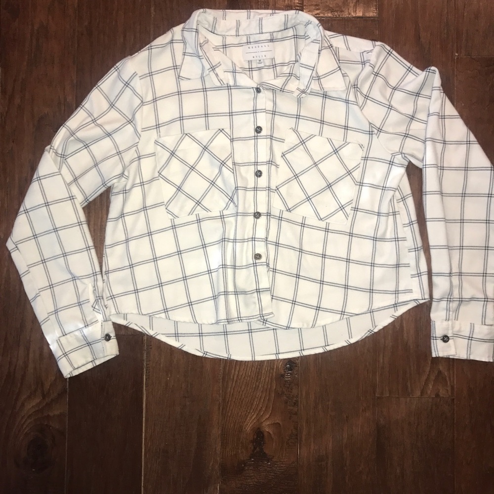 black and white kendall and kylie cropped flannel